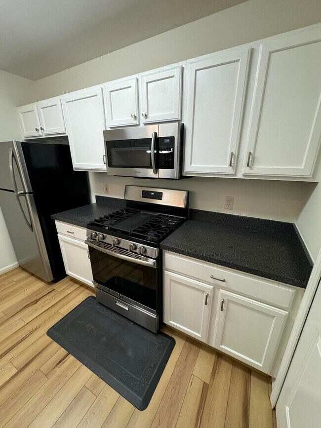 Photo - 2688 S Knightsbridge Cir Condo