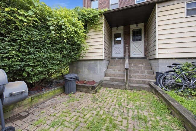 Photo - 234 Pattison St Unit 234