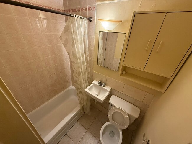 Photo - 11700 Rue Pasteur Unit B-4