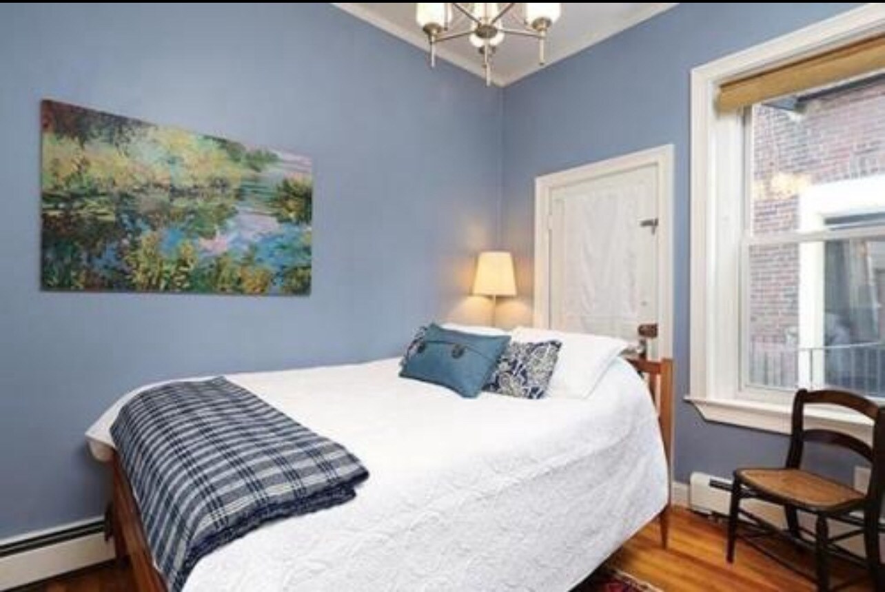 Photo - 127 Pinckney St Unit 6