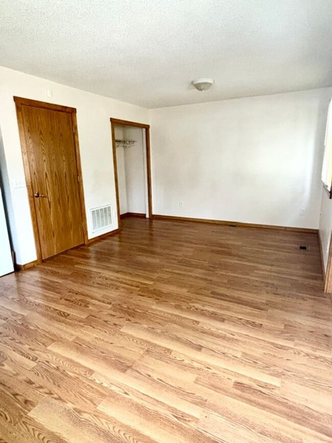 Photo - Available Now 2 Bedroom 1 Bath Single Family Home in Waite Park