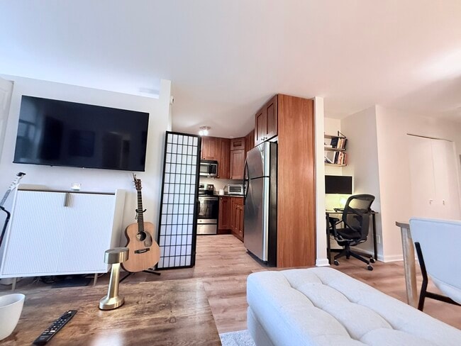 Photo - 3033 N Sheridan Rd Unit 809