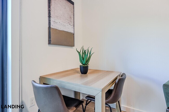 Photo - 2623 Keene St Unit 576