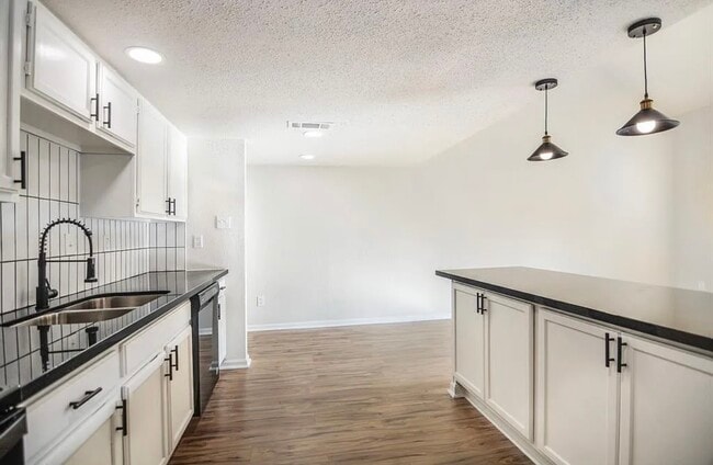 Photo - 14777 Wunderlich Dr Unit 708