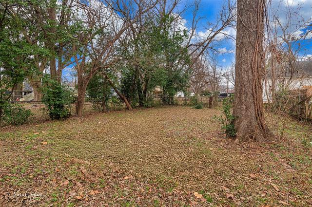 Photo - 325 Edwards St