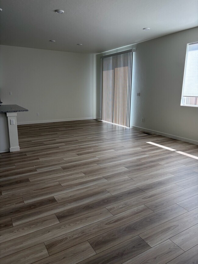 Photo - 7821 E Myrtle Bch Dr