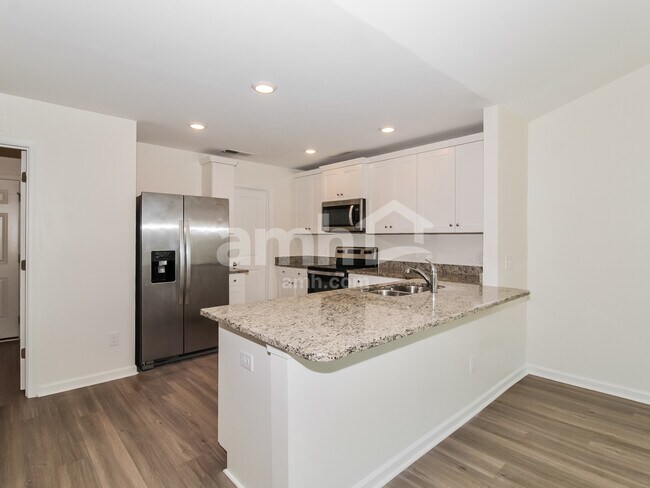 Photo - 1341 John Swann St