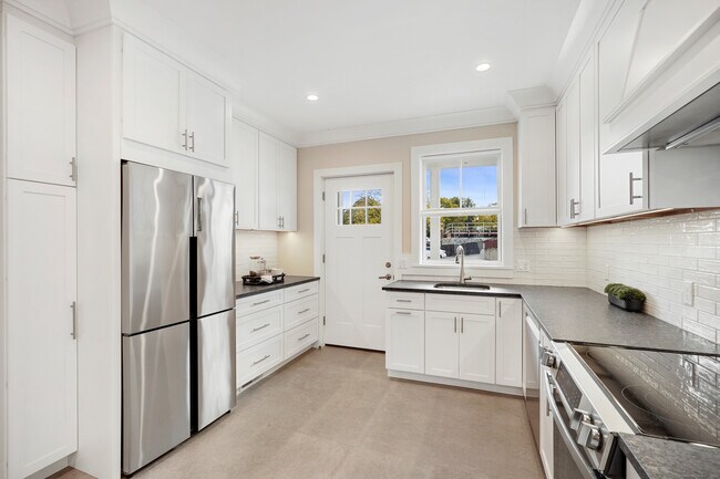 Photo - 31 East Ave Unit 37-1