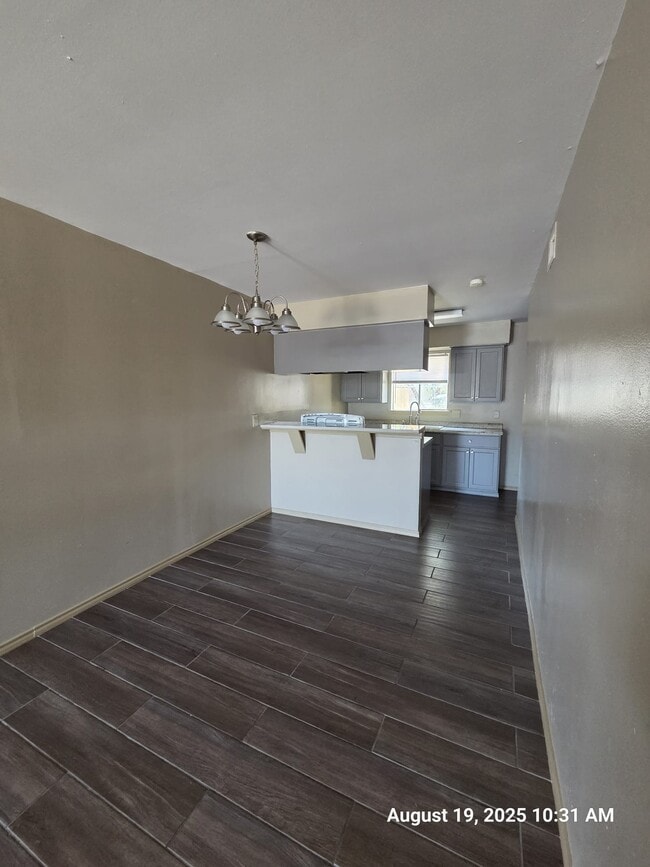 Photo - 605 Bustamante St Unidad #1