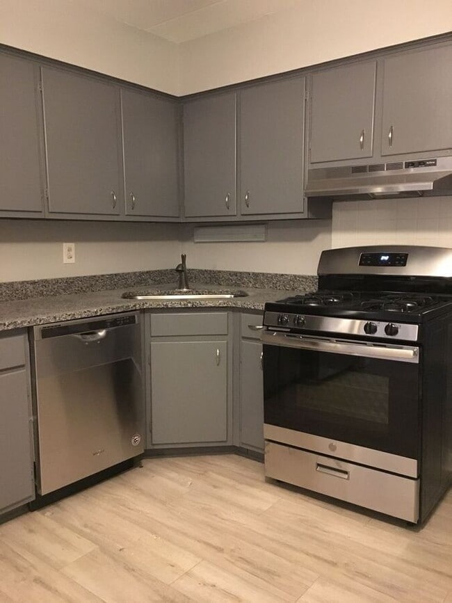 Photo - 10302 S Komensky Ave Unidad 4