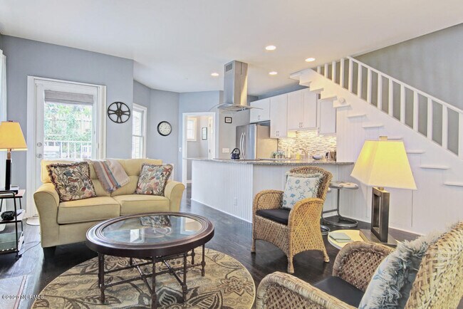 Photo - 110 Ann St