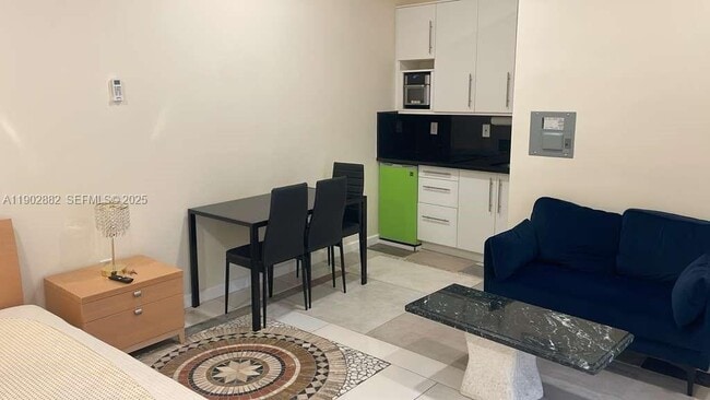 Photo - 1150 Normandy Dr Unit 102