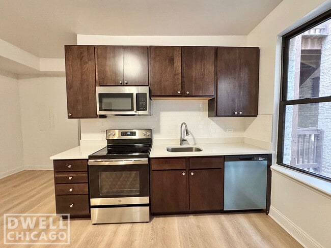 2323 N Kedzie Blvd Unit 1