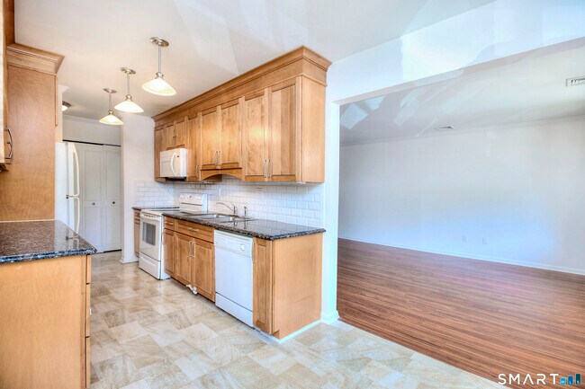 Photo - 109 Southport Woods Drive Unit 109