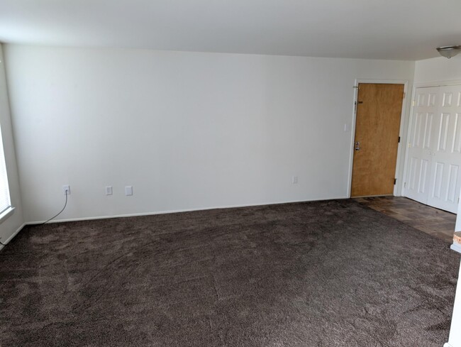 Photo - 1001 White Oak Rd Condo Unit A12