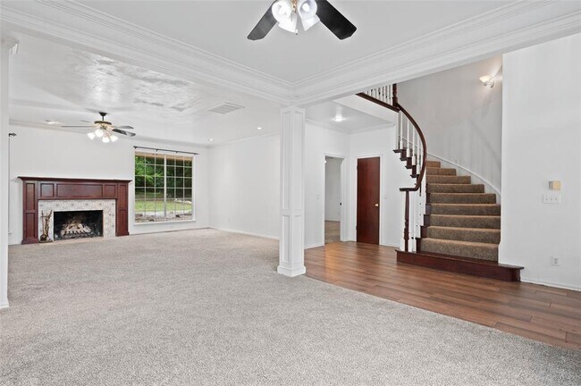 Photo - 205 Berkshire Dr