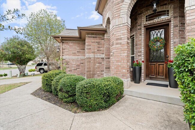 Photo - 916 Easton Dr