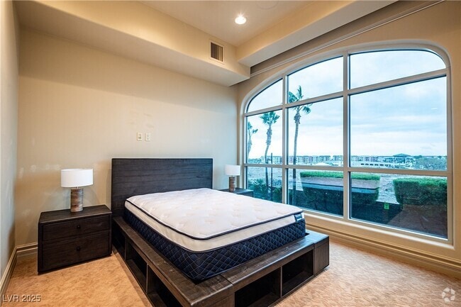 Building Photo - 9101 Alta Dr Unit 16 Rental