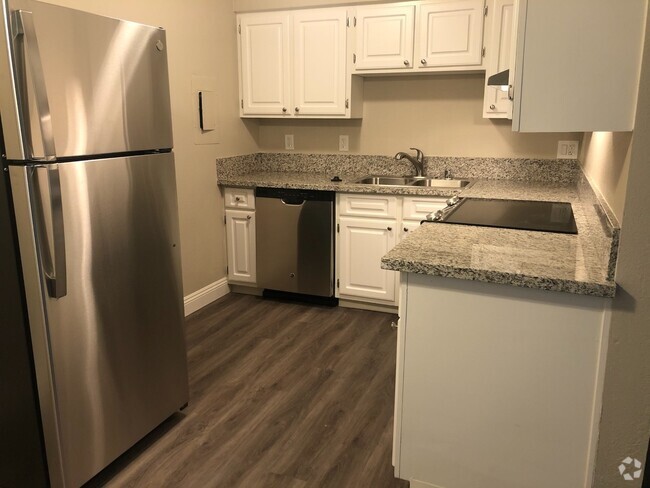 Building Photo - College Grove Apartments, LLC