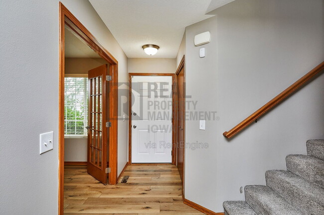 Photo - 3504 163rd St