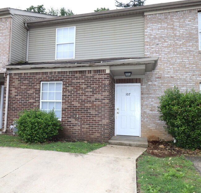 Photo - 107 Floyd Ct