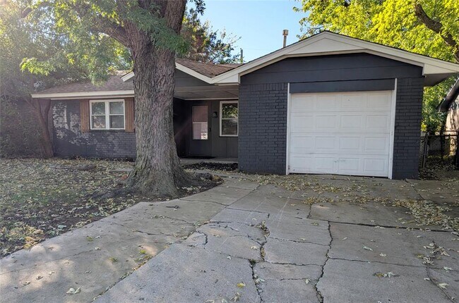 Photo - 414 Sunnyside Pl