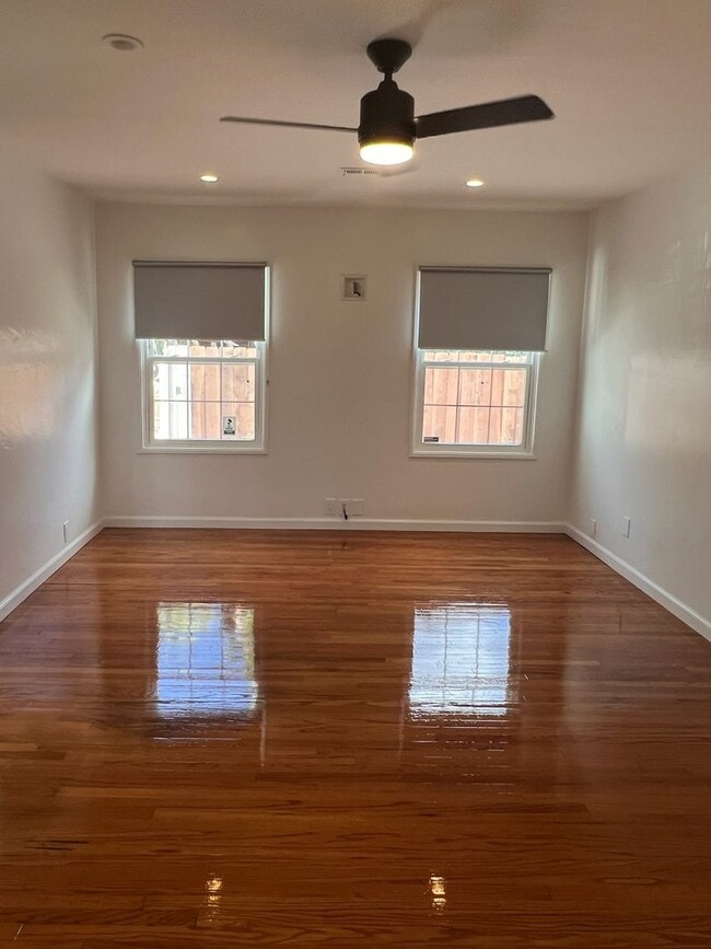 Photo - Chula Vista single family gem!