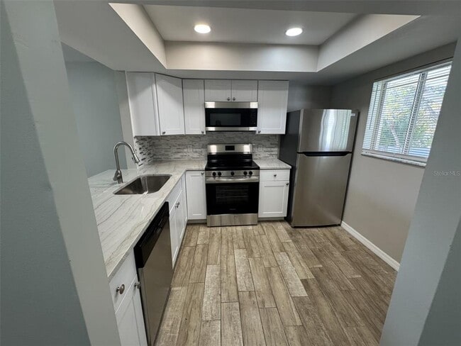 Photo - 3602 S Beneva Rd Unit 405