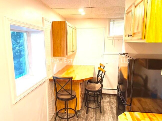 Photo - 1121 Stillwater Ave Unidad 1