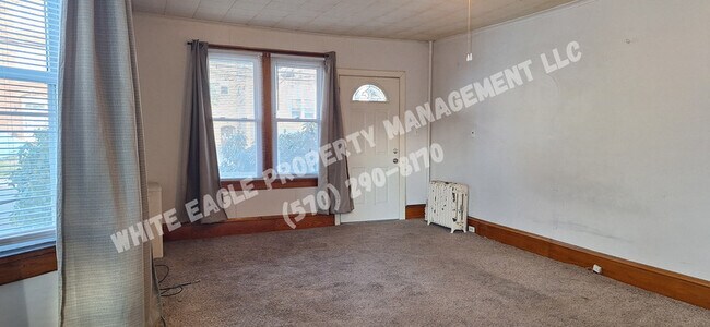 Photo - 315 William St Unit #1