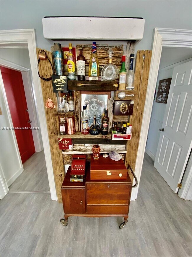 7911 East Dr Unit 1