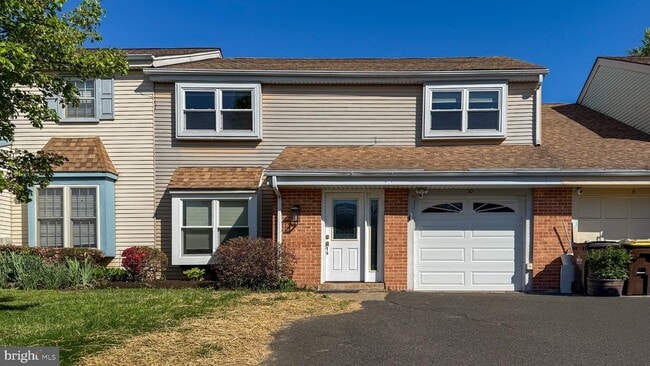 Photo - 10 Cedarbrook Dr