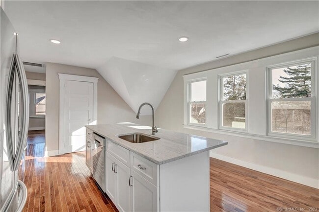 Building Photo - 22 Hubinger St Unit 3