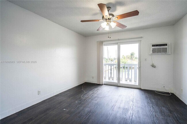 Photo - 3049 NW 9th Ave Unit 7