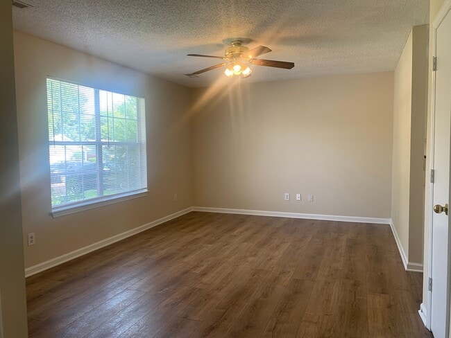 Photo - Move-in Ready!