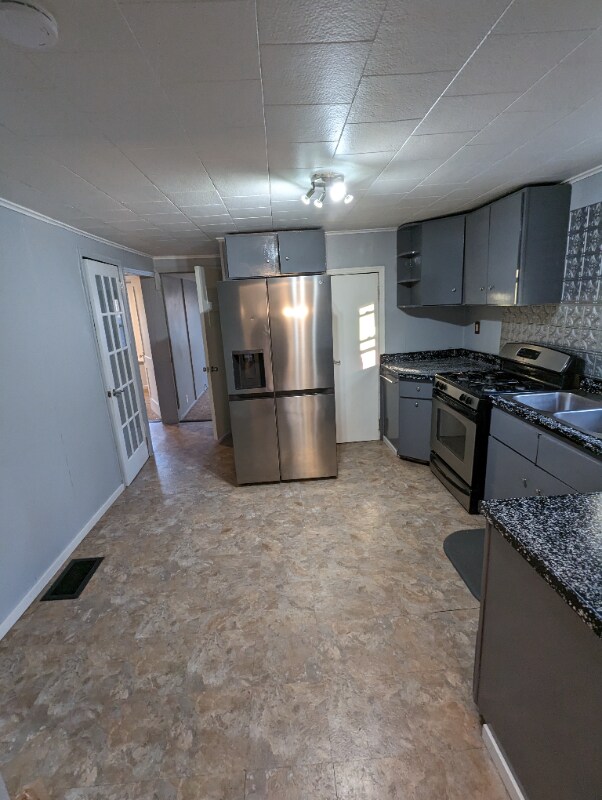 Photo - 2708 5th Ave