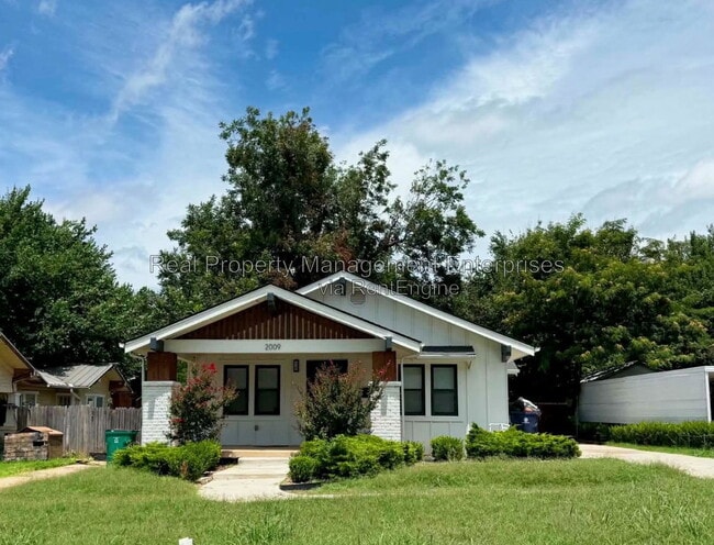 Photo - 2009 NW 12th St