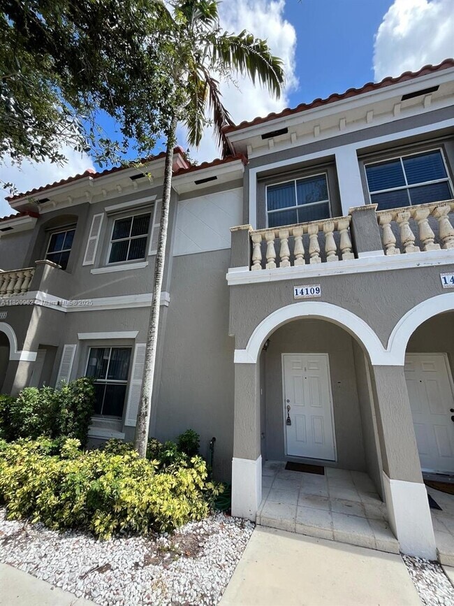 Building Photo - 14109 SW 49th St Rental