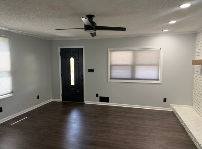 Photo - 119 Cloverhill Rd