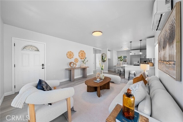 Photo - 2461 St Pierre Ave