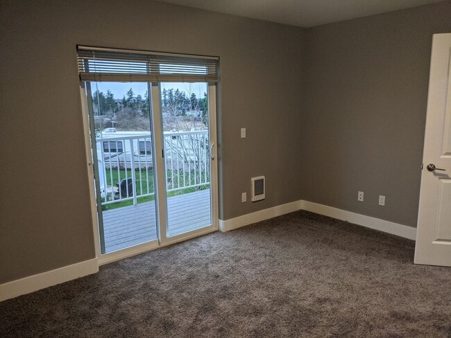 Photo - 7655 Parkland Dr