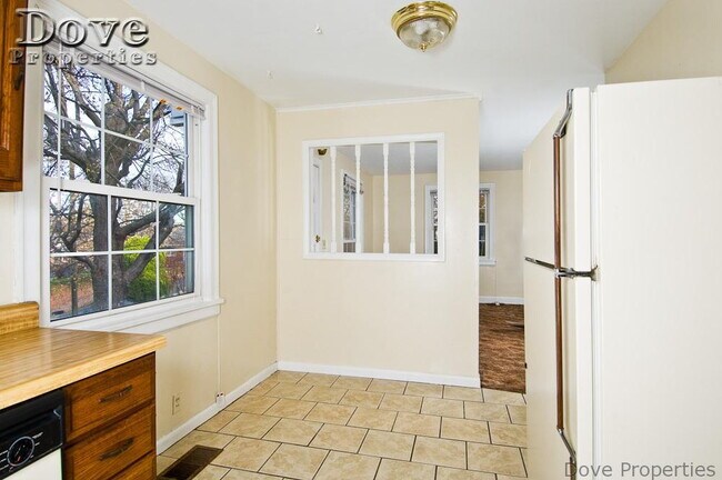 Photo - Coming Soon: 2BR, 1BA duplex (Do not apply without speaking with us first.) Unit A