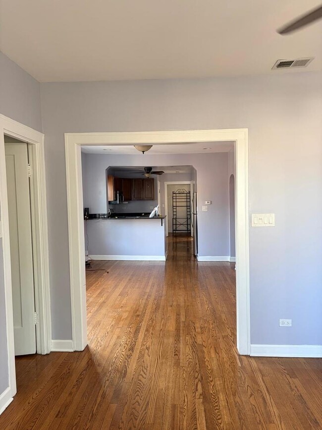 Photo - 5540 N Luna Ave Unit 2