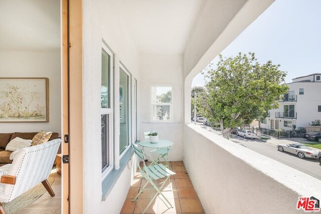 Photo - 5847 1/2 Ernest Ave