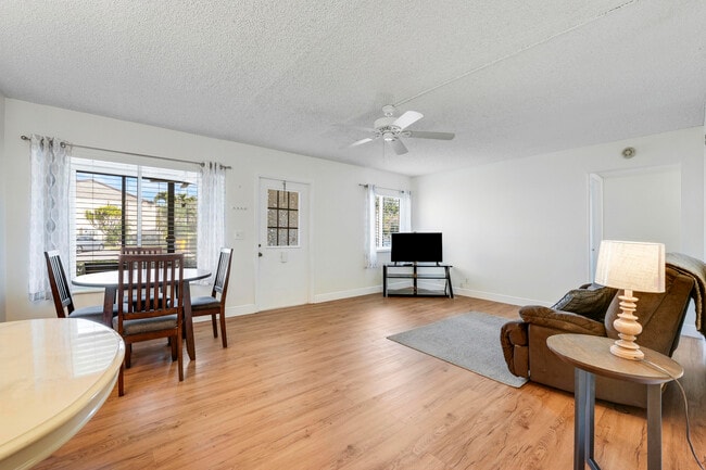 Photo - 5900 Whispering Pine Way Unit A-1