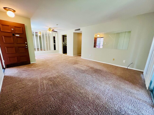 Photo - 506 Orange Dr