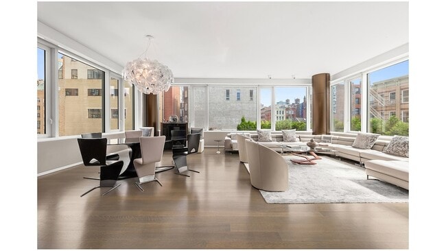 Photo - 350 W Broadway