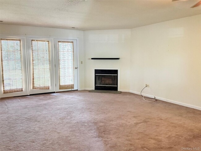 Photo - 12 Evergreen Way
