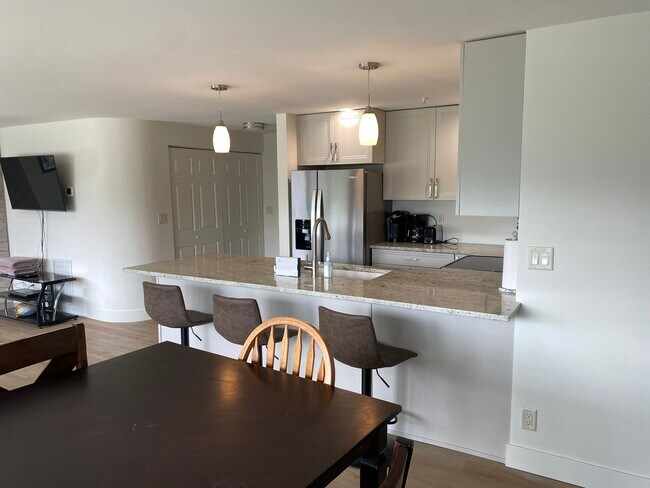 Photo - 808 WA-150