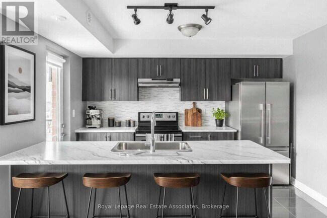 Photo - 100 Dufay Rd